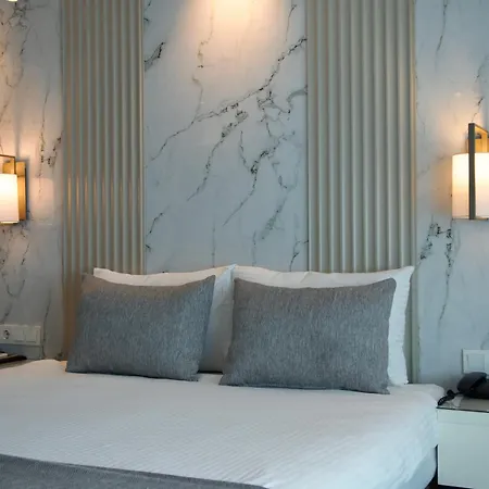 Roomy Nisantasi Hotel